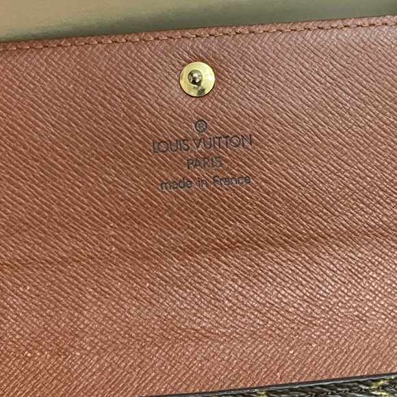 AUTHENTIC LOUIS VUITTON MONOGRAM PORTEFEUILLE SARA WALLET - Picture 11 of 14
